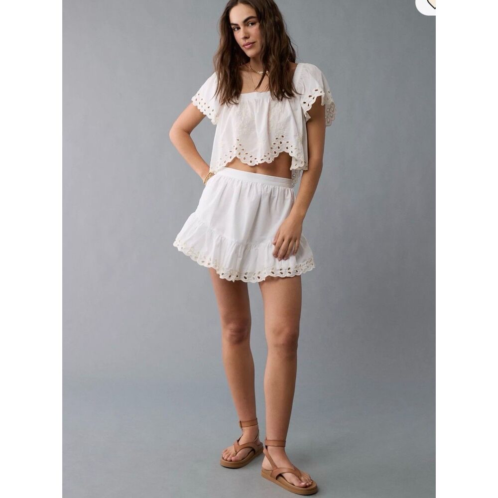 NWT American Eagle High-Waisted Embroidered Eyelet Mini Skirt White sz XL